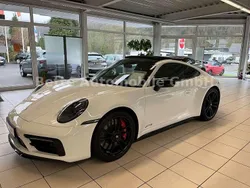 Weiß Gebraucht 2023 Porsche 992 SUV | 154.890 €