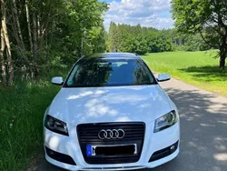 Weiß Gebraucht 2011 Audi A3 Sportback Limousine | 8.100 € (Fairer Preis)