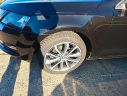 Schwarz Gebraucht 2017 Skoda Octavia Drive Kombi | 9.890 € (Fairer Preis)