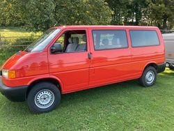 Rot Gebraucht 1996 VW T4 Van | 17.900 €