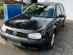Schwarz Gebraucht 2003 VW Golf IV Kleinwagen | 1.000 € (Guter Preis)