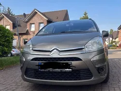 Braun Gebraucht 2011 Citroën C4 Picasso Tendance Van / Kleinbus | 1.950 € (Fairer Preis)