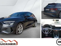 Daytonagrau perleffekt Gebraucht 2023 Audi A3 S-Line Limousine | 38.390 €