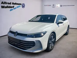 Weiß Gebraucht 2024 VW Passat Business Kombi | 34.406 € (Fairer Preis)