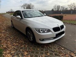 Weiß Gebraucht 2013 BMW 318 Cabriolet Cabrio | 14.500 € (Teuer)