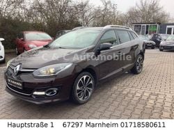 Blau Gebraucht 2017 Renault Mégane IV Bose Edition Limousine | 5.899 € (Guter Preis)