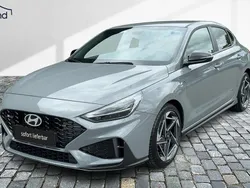 Grau Gebraucht 2025 Hyundai i30 N Line Limousine | 25.570 € (Fairer Preis)