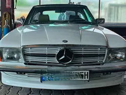 Weiß Gebraucht 1987 Mercedes 560 Cabrio | 26.000 €