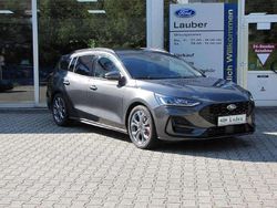 Magneticgrau (metallic) Gebraucht 2025 Ford Focus ST-Line X Kombi | 29.850 € (Fairer Preis)