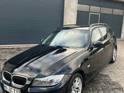 Schwarz Gebraucht 2010 BMW 320 Exclusive Kombi | 3.250 € (Guter Preis)