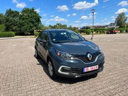 Blau Gebraucht 2018 Renault Captur Life SUV | 9.999 € (Guter Preis)
