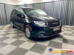 Schwarz Neu 2025 Chrysler Pacifica SUV | 55.990 €