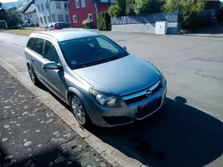 Grau Gebraucht 2005 Opel Astra Kombi | 2.500 € (Etwas zu teuer)