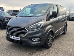 Grau Gebraucht 2022 Ford Tourneo Titanium X Van / Kleinbus | 37.880 € (Guter Preis)
