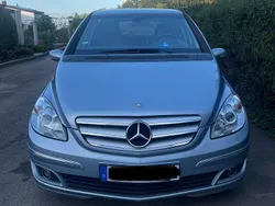 Blau Gebraucht 2006 Mercedes B150 Van / Kleinbus | 3.580 € (Guter Preis)