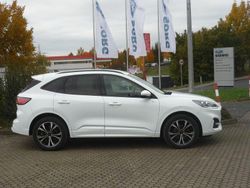 Weiß Gebraucht 2022 Ford Kuga ST-Line X SUV | 29.100 € (Teuer)