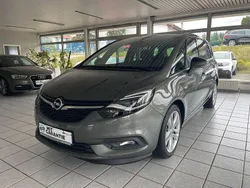 Grau Gebraucht 2019 Opel Zafira Business Van / Kleinbus | 17.499 € (Etwas zu teuer)