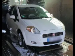 Weiß Gebraucht 2009 Fiat Grande Punto Kleinwagen | 1.749 €