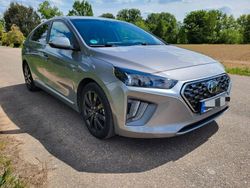Grau Gebraucht 2020 Hyundai Ioniq Style Kleinwagen | 16.890 € (Guter Preis)