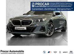 Grün Gebraucht 2023 BMW i5 Comfort Edition Limousine | 63.290 €