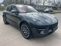Grau Gebraucht 2019 Porsche Macan SUV | 41.900 € (Guter Preis)
