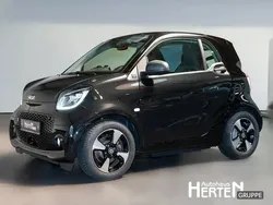 Bodypanels in black Gebraucht 2024 Smart Roadster Exclusive Kleinwagen | 16.900 €