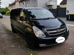 Schwarz Gebraucht 2011 Hyundai H-1 Premium Van / Kleinbus | 12.800 €