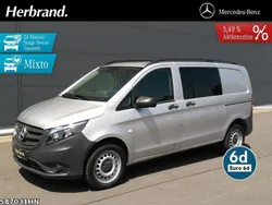 Silber Gebraucht 2021 Mercedes Vito Van / Kleinbus | 38.675 € (Etwas zu teuer)