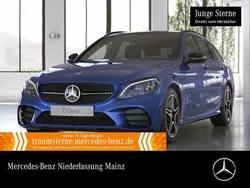 Blau Gebraucht 2021 Mercedes C300e AMG Limousine | 30.890 € (Fairer Preis)