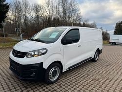 Weiß Gebraucht 2019 Opel Vivaro Selection Van | 17.750 € (Teuer)