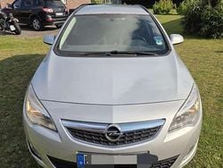 Gebraucht 2011 Opel Astra Sport Limousine | 2.800 € (Guter Preis)