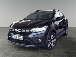 Schwarz Gebraucht 2025 Dacia Sandero Expression Limousine | 21.370 € (Teuer)