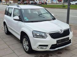 Bila candy/candyweiss Gebraucht 2014 Skoda Yeti Ambition SUV | 5.000 €