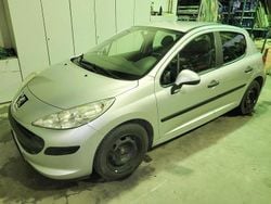 Silber Gebraucht 2006 Peugeot 207 Kleinwagen | 1.700 € (Guter Preis)