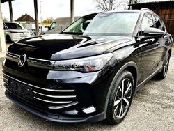 Deep black perleffekt Neu 2025 VW Tiguan Elegance SUV | 44.950 € (Teuer)