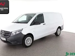 Weiß Gebraucht 2021 Mercedes Vito Van / Kleinbus | 28.880 € (Superpreis)