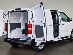 Weiss Gebraucht 2023 Citroën e-Jumpy Van / Kleinbus | 22.970 € (Fairer Preis)