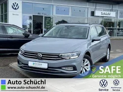 Grau Gebraucht 2022 VW Passat Business Kombi | 24.370 € (Fairer Preis)
