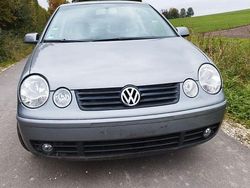 Grau Gebraucht 2004 VW Polo Basis Kleinwagen | 1.700 € (Fairer Preis)