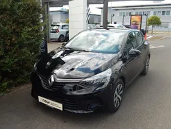 Blackpearlschwarz Gebraucht 2023 Renault Clio V Equilibre Kleinwagen | 13.980 € (Fairer Preis)