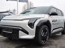 Ivory silver metallic Gebraucht 2025 Kia EV3 GT-Line SUV | 39.900 € (Fairer Preis)