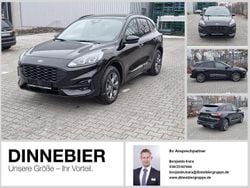 Schwarz (metallic) Gebraucht 2022 Ford Kuga ST-Line SUV | 22.780 € (Guter Preis)