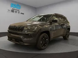 Grau Neu 2025 Jeep Compass North SUV | 35.280 € (Superpreis)