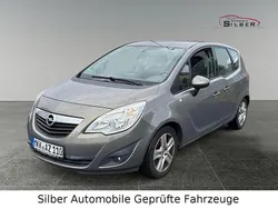Grau Gebraucht 2011 Opel Meriva Selection Van / Kleinbus | 3.499 € (Guter Preis)