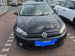 Schwarz Gebraucht 2011 VW Golf VI Comfortline Kombi | 6.999 € (Etwas zu teuer)
