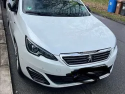 Weiß Gebraucht 2017 Peugeot 308 GT Kombi | 11.200 € (Etwas zu teuer)
