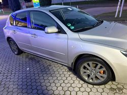 Beige Gebraucht 2006 Mazda 3 Kleinwagen | 1.900 € (Guter Preis)