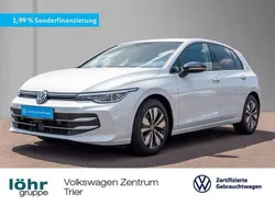 Oryxweiß perlmutteffekt Gebraucht 2024 VW Golf VIII Goal Limousine | 31.280 € (Superpreis)