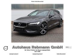 Platinum grey / metallic Gebraucht 2024 Volvo V60 Core Kombi | 34.000 € (Superpreis)