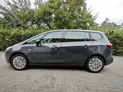 Grau Gebraucht 2016 Opel Zafira Tourer Van / Kleinbus | 7.999 € (Fairer Preis)